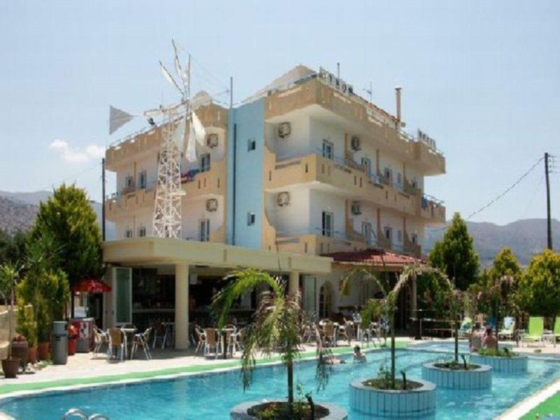 Nikos Hotel มาเลีย ภายนอก รูปภาพ