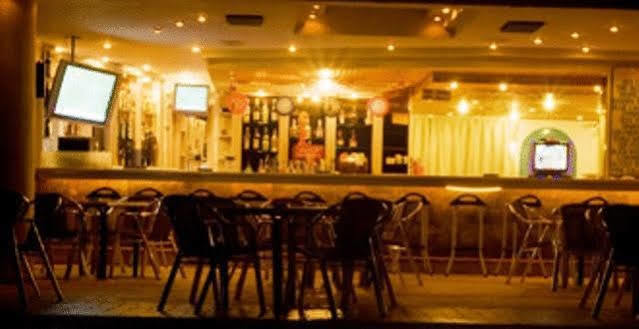 Nikos Hotel มาเลีย ภายนอก รูปภาพ